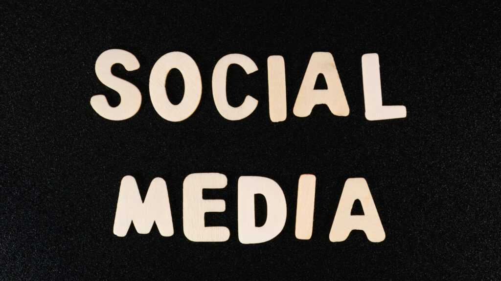 Why Memes Are the Fastest-Growing Language of the Internet
